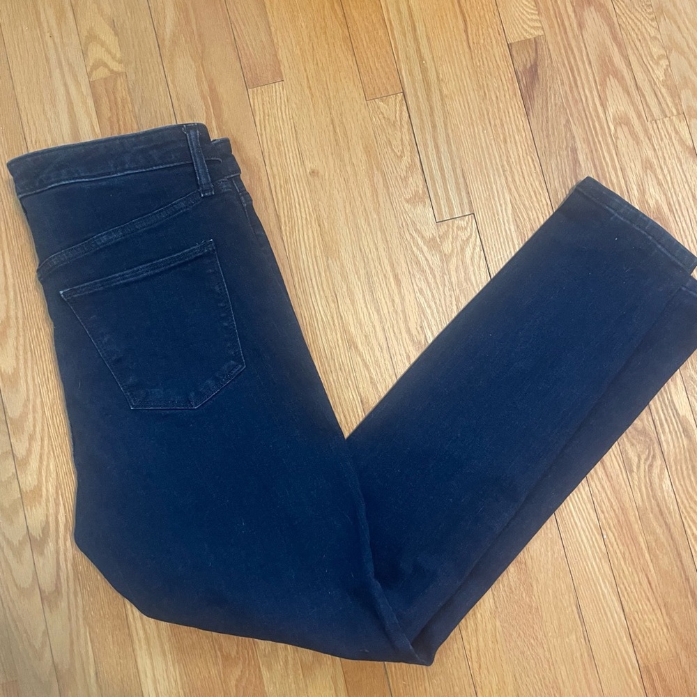 Ladies, Universal thread jeans